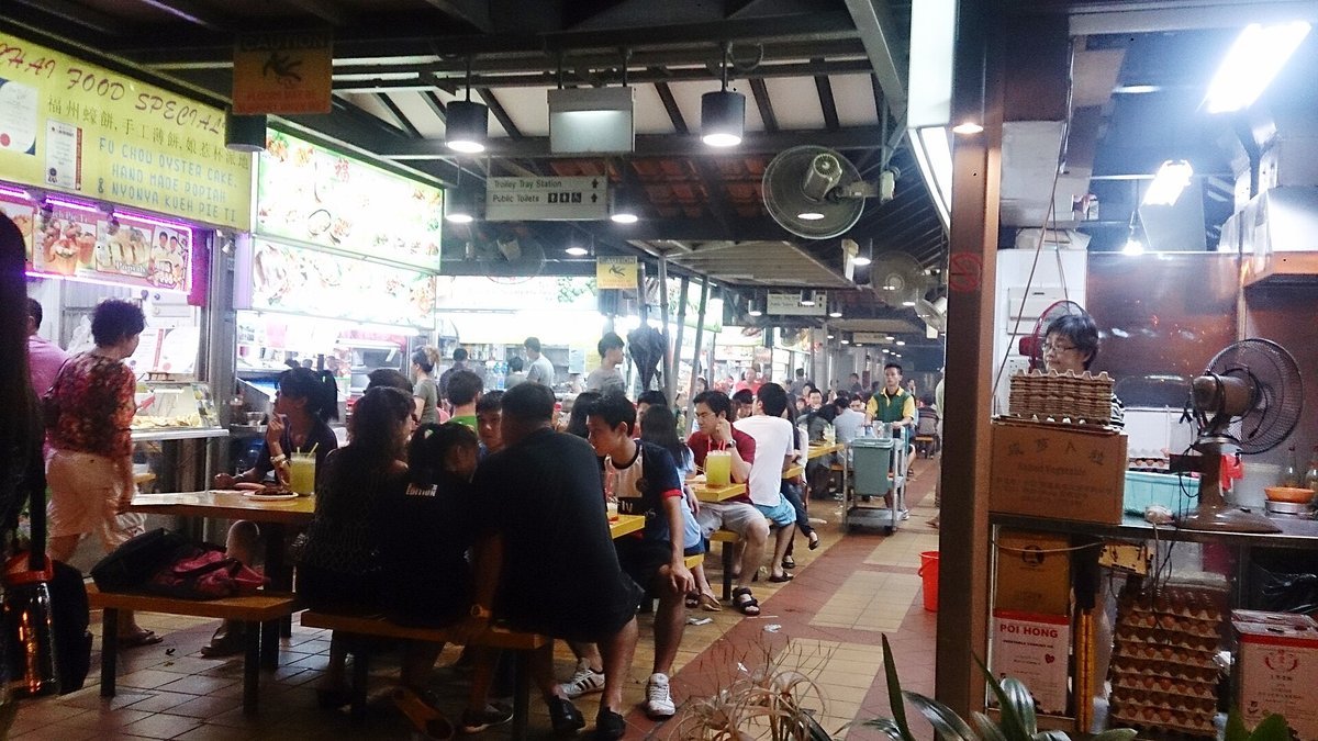 Chomp Chomp and Serangoon Gardens, Singapore